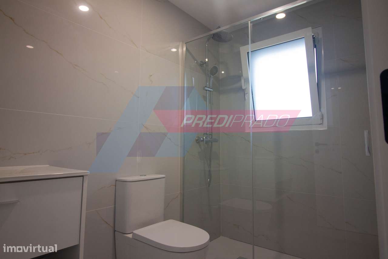 Excelente Moradia T4 em Cervães-17