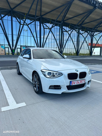 BMW M1 M135i xDrive AT - 3