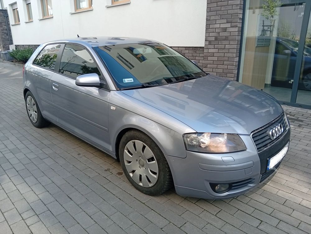 Audi A3 8P (2003-2012) 2.0 FSI Ambiente 2004