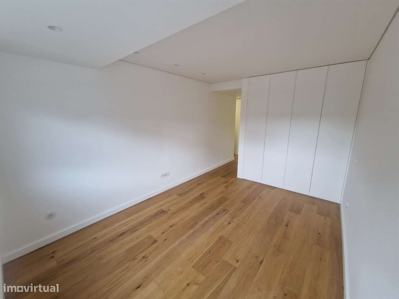 Apartamento T3 totalmente remodelado, Boavista-20