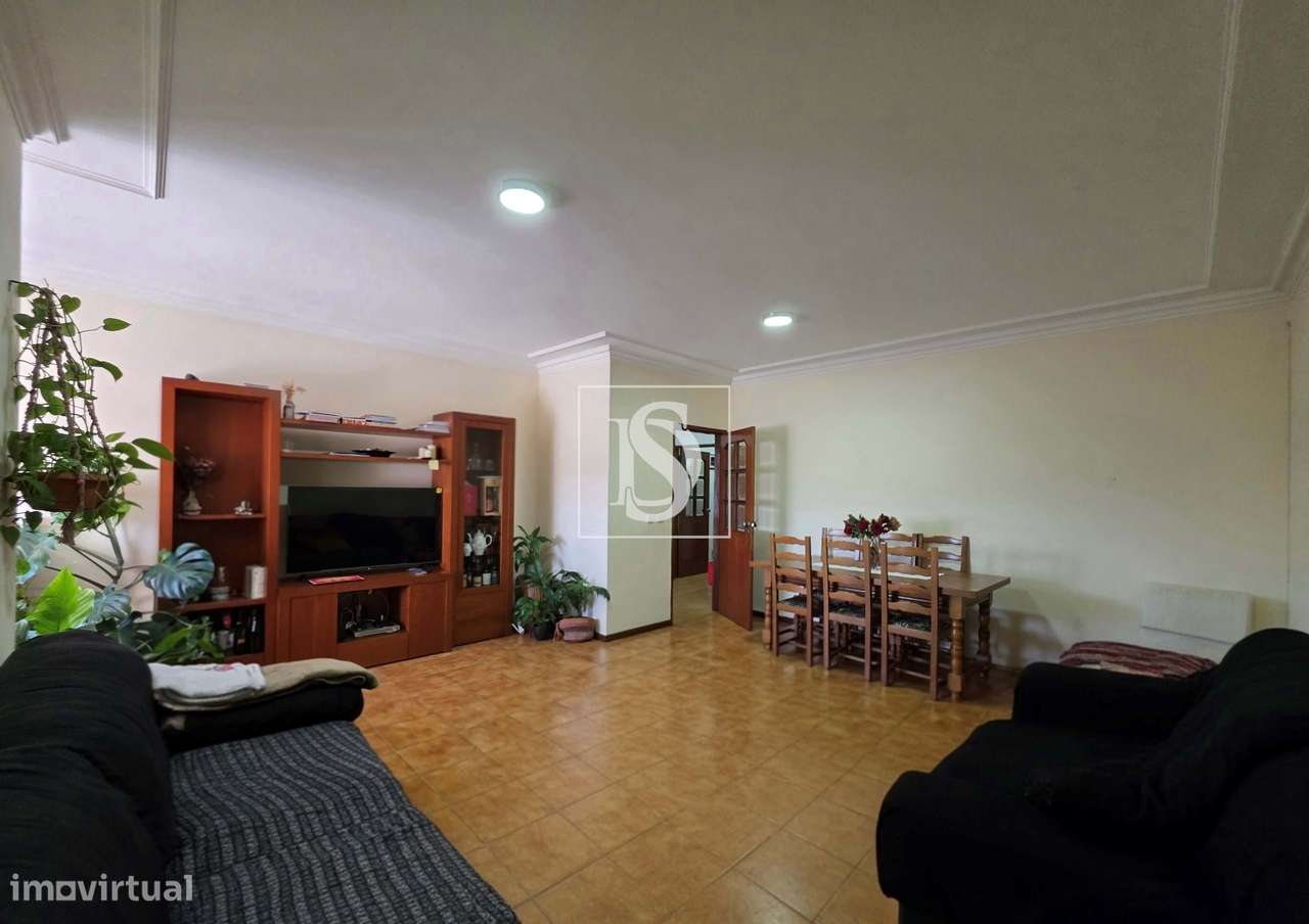Apartamento T3 no centro de Fafe-7