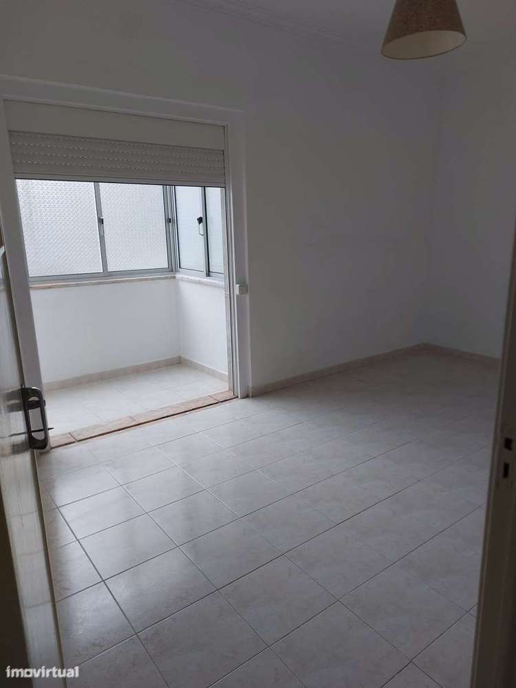 Apartamento T2 para arrendar em Moscavide - Grande imagem: 4/16