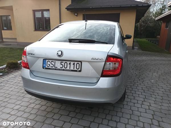 Skoda RAPID 1.6 TDI DPF Ambition - 3