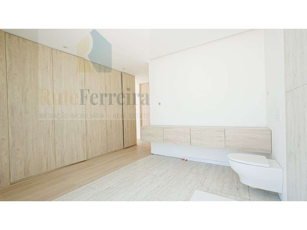 Moradia de design contemporâneo e inovador na Portela da Vila, Torr...-21