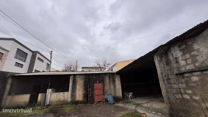 Armazém Oportunidade única na Aldeia Gavinha – Alenquer!-11