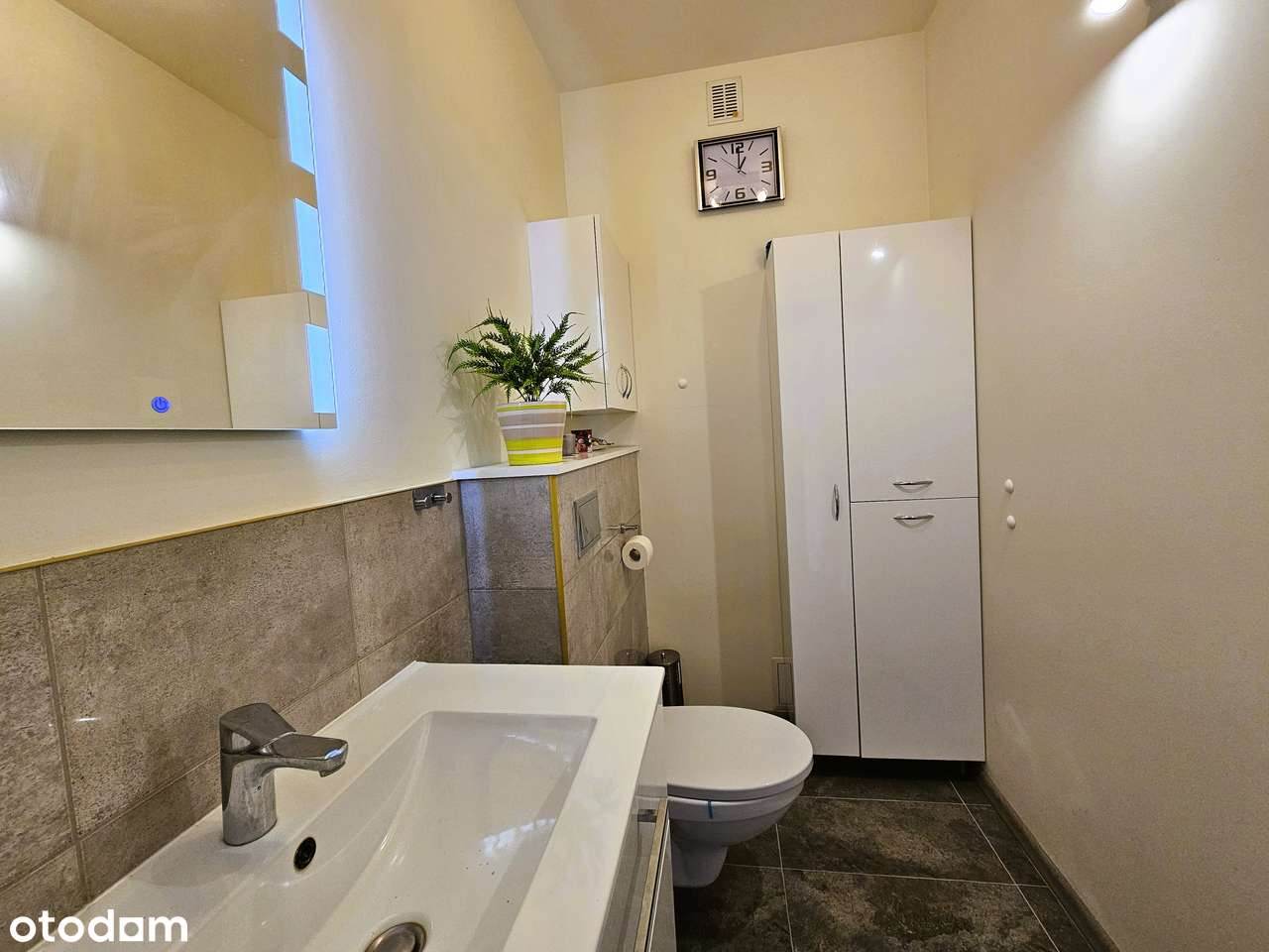 Gotowy do zamieszkania dom - ogródek / garaż-5