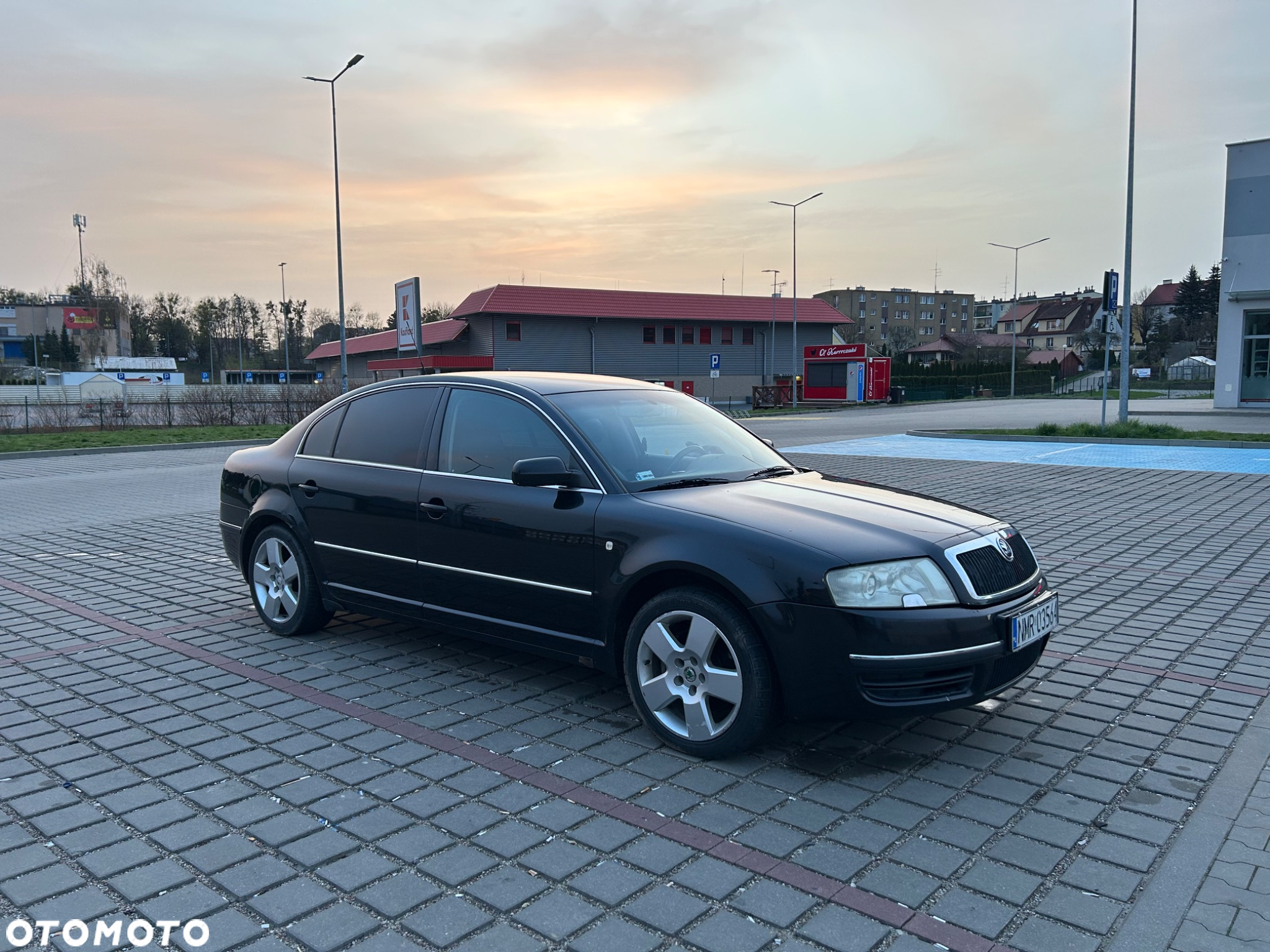 Skoda Superb - 8