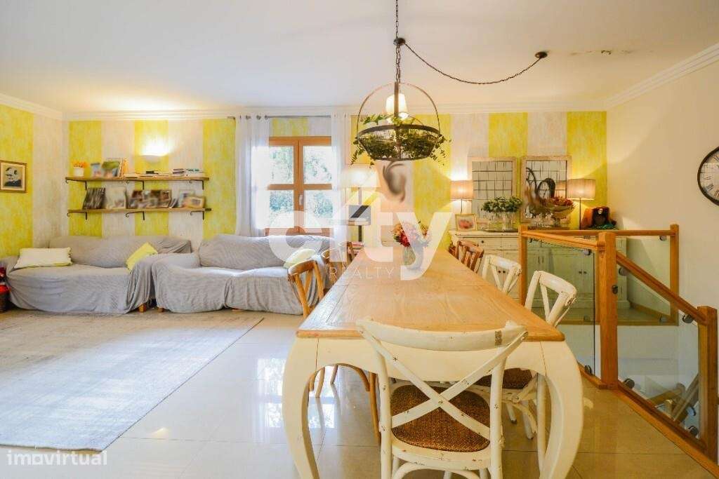 T4 DUPLEX DE 248 M2 COM GARAGEM BOX - Grande imagem: 4/46