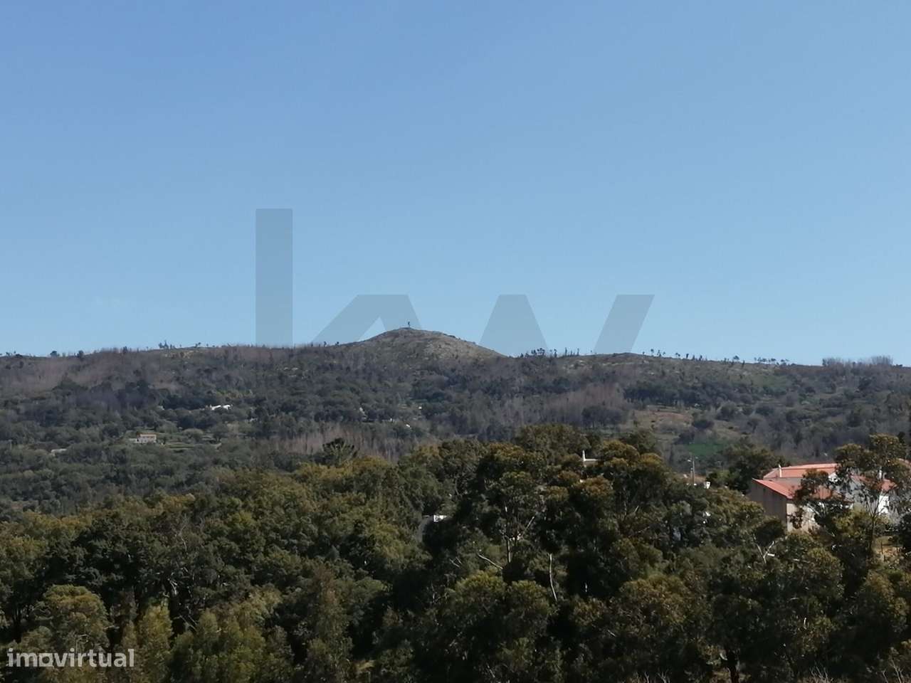 Prédio para Renovação com Vista Serra – Excelente Oportunidade no Cent - Grande imagem: 3/6