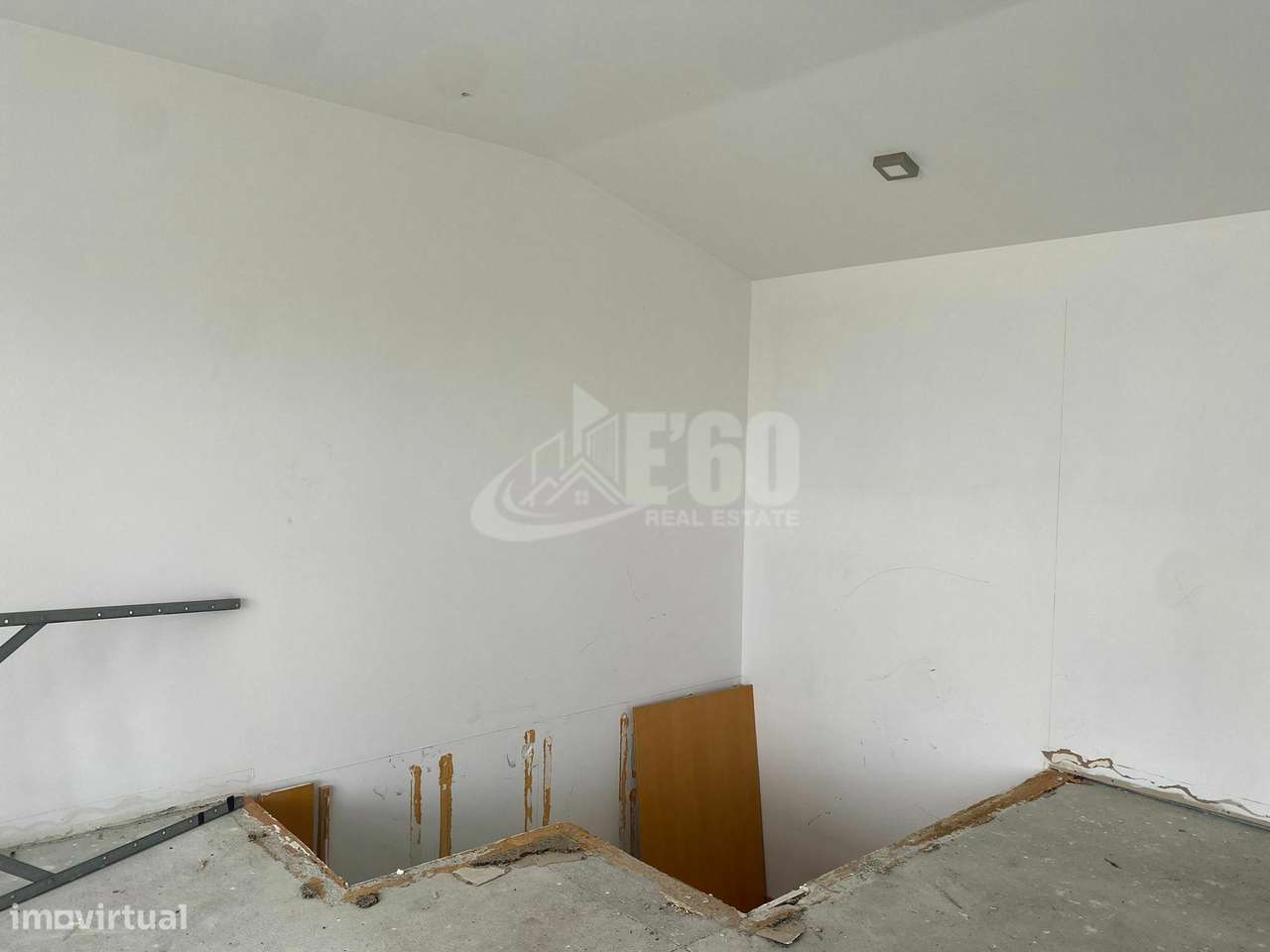 T4 DUPLEX COM TERRAÇO ESPINHO-6