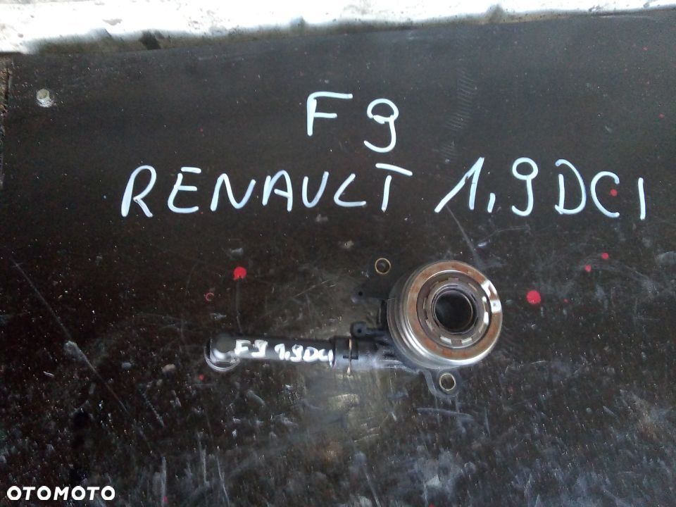 Renault megane II  1,9DCI F9 wysprzęglik łożysko oporowe - 1