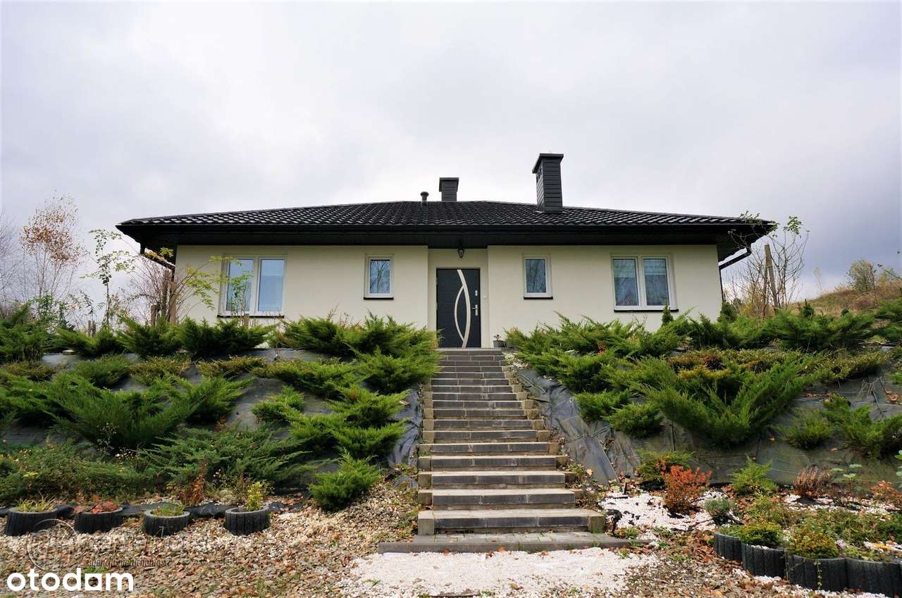 Hermanowa- parterowy dom wolnostojący dz. 12.13ar-3