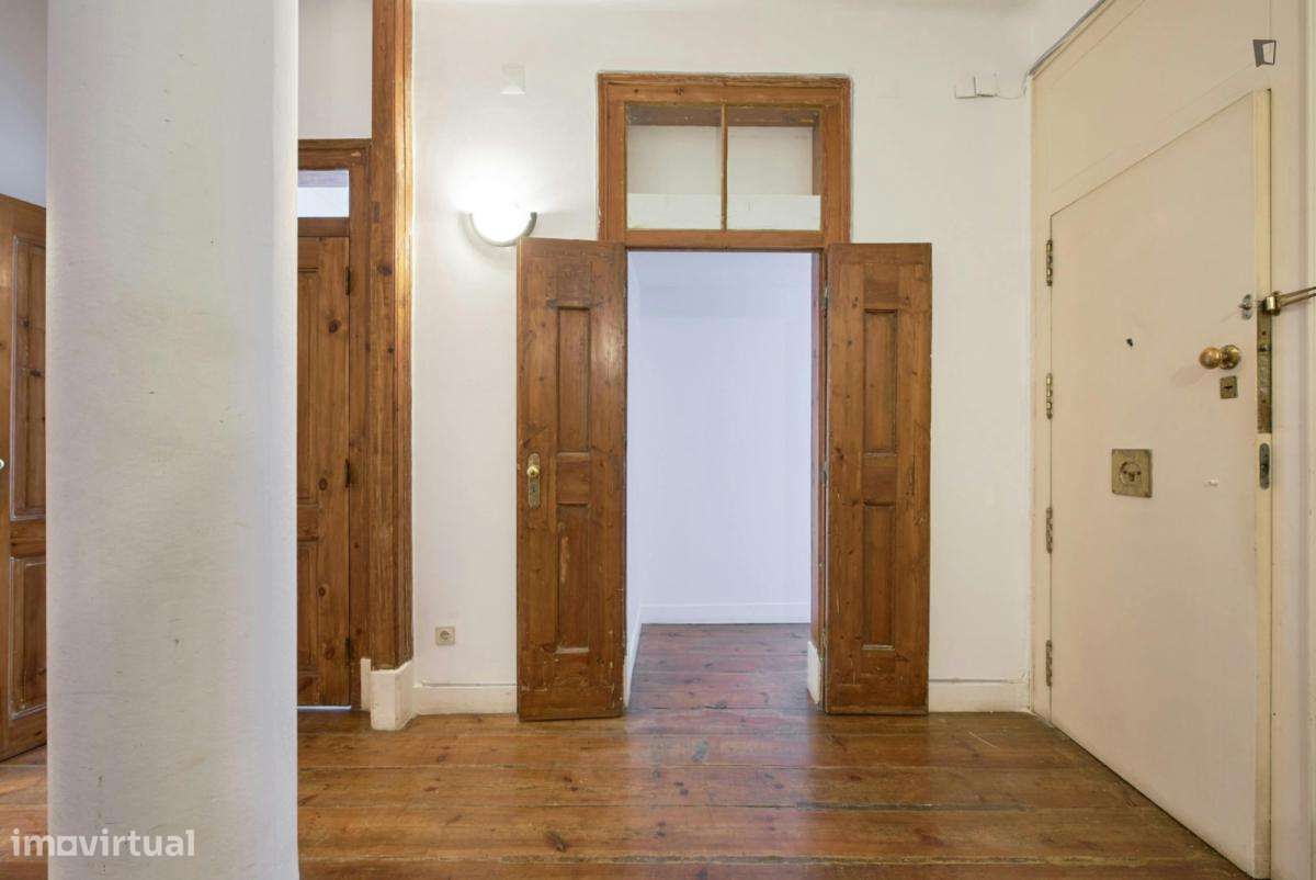 Quarto - localizado em Martim Moniz Lisbon - Grande imagem: 2/6