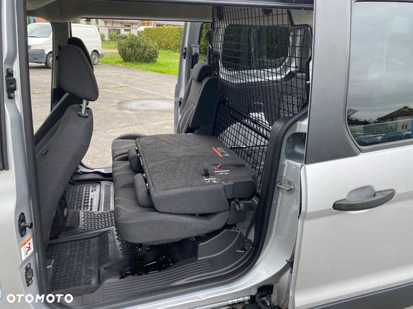 Ford Transit Connect - 14