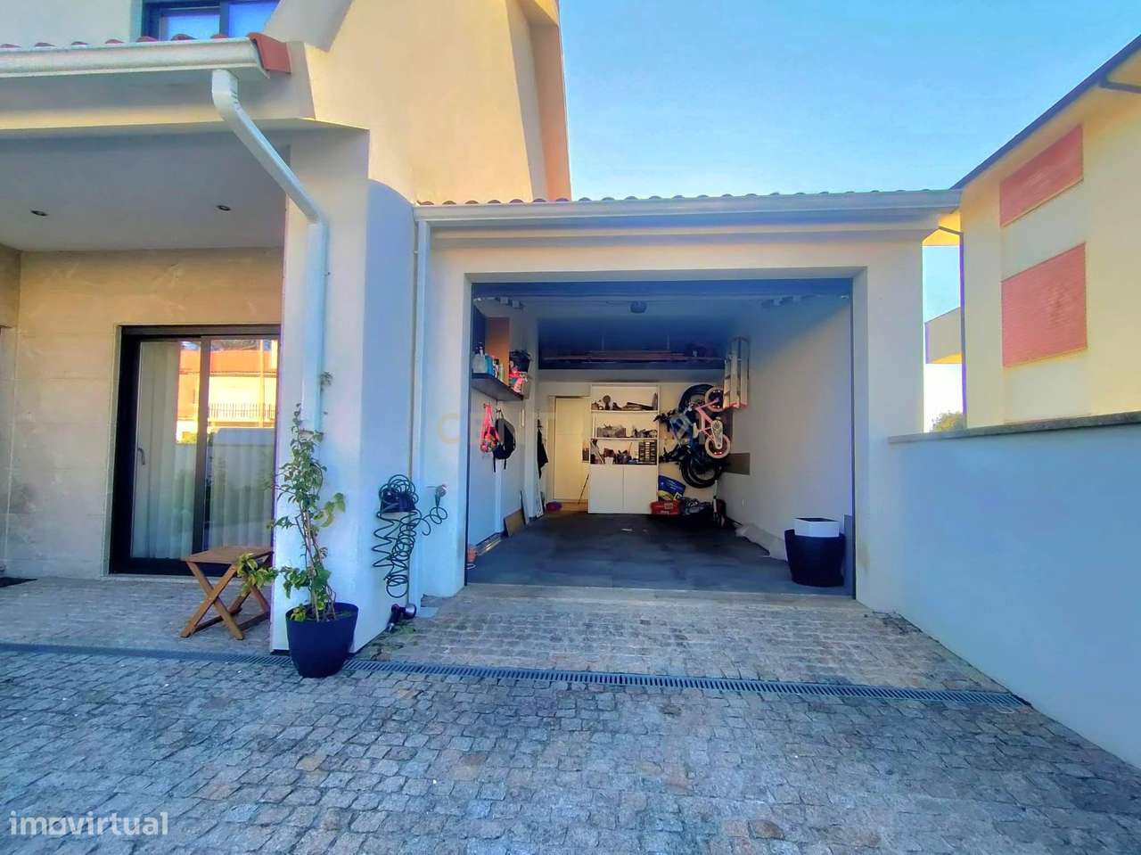 Moradia T3 em Primeira Linha de Mar em Cepães, Esposende-30