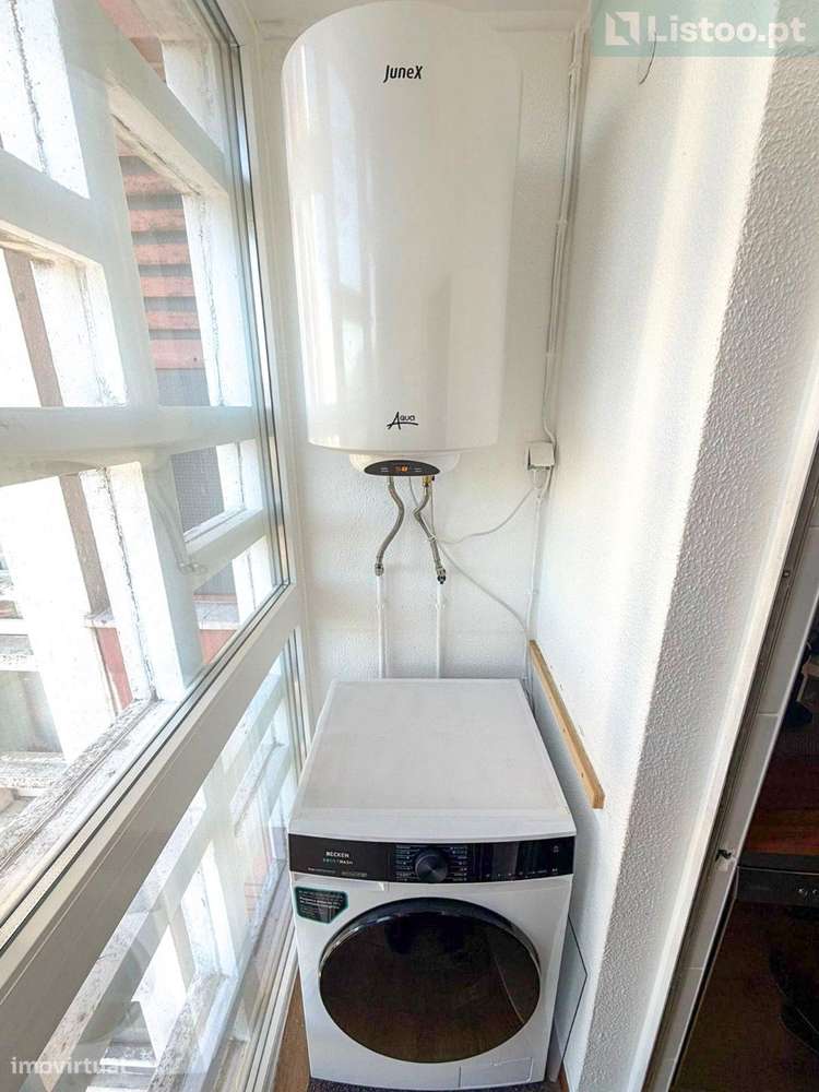 Apartamento T2 Santo António dos Cavaleiros-14