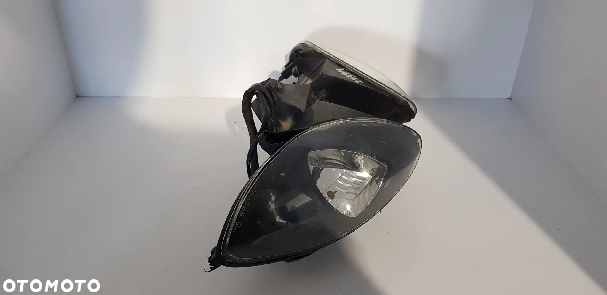 Piaggio X9 Reflektor Lampa Przód Przednia - 3