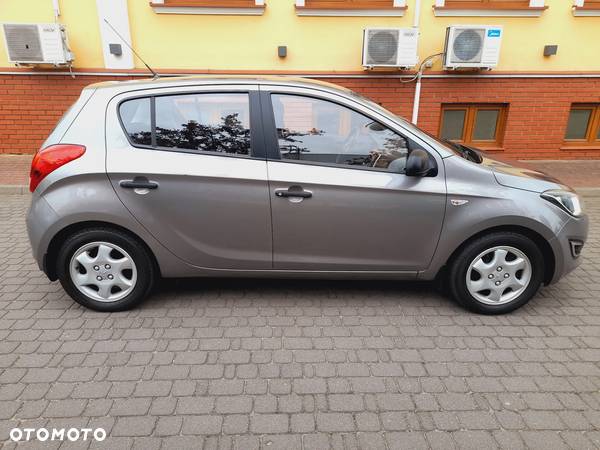 Hyundai i20 1.25 Classic + - 6