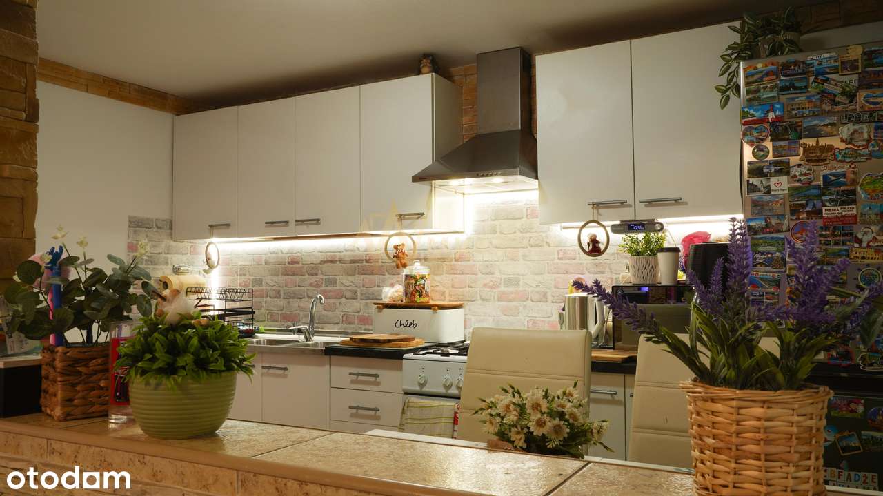 KOMFORTOWY DOM Z OGRODEM I 3 GARAŻAMI!-14