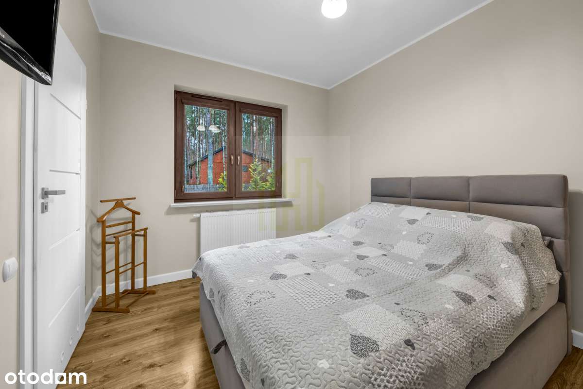 Nowoczesny dom 168,89 m² – cisza, las i przestrzeń-19