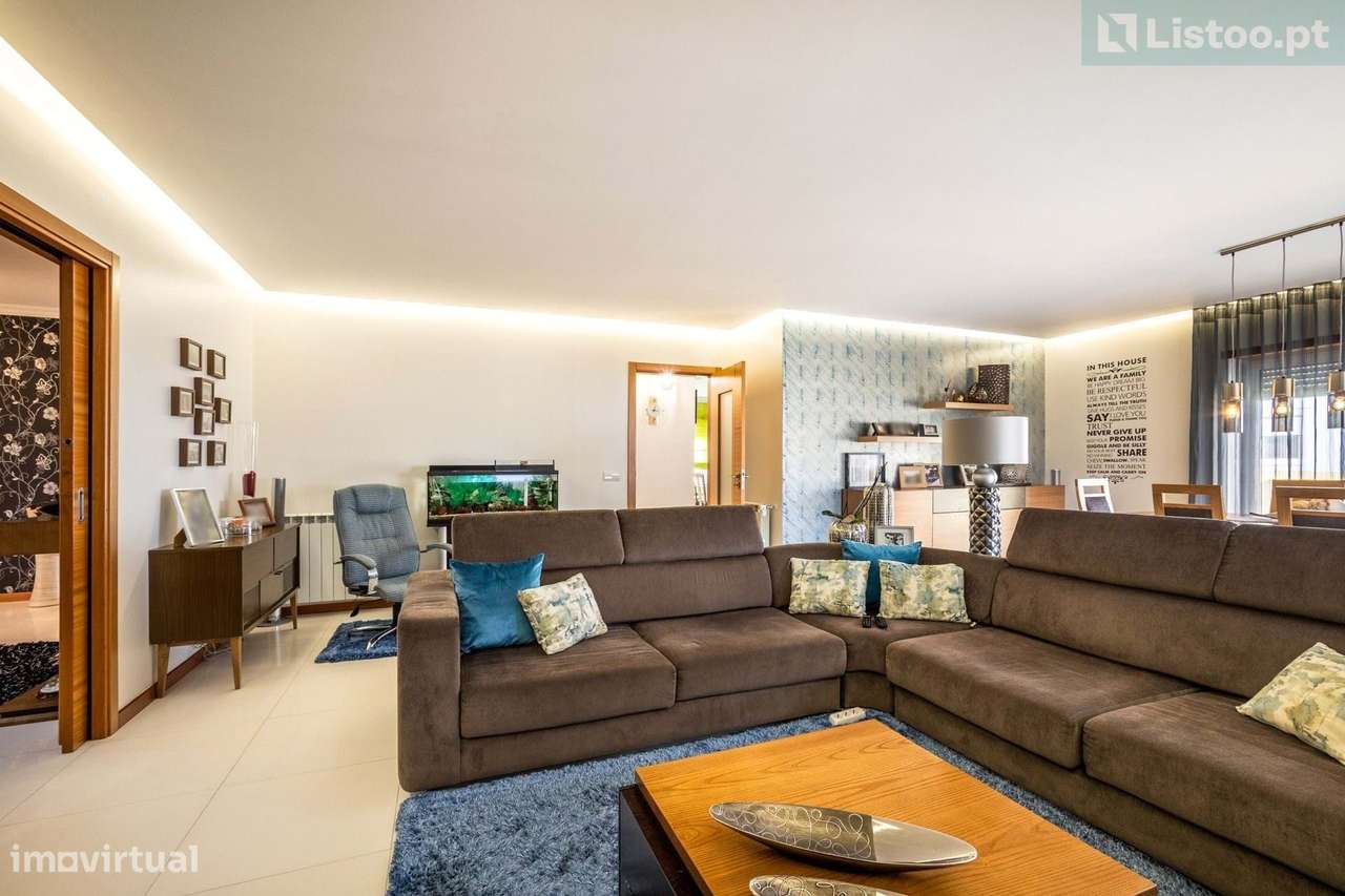 Moradia T5 Marinha Grande-8