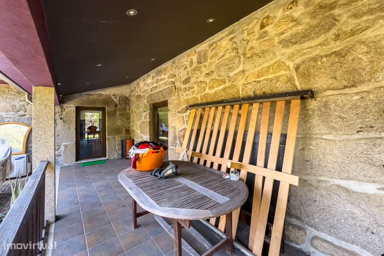 Moradia Independente T3  para Venda ou Permuta, em Prozelo, Amares-23