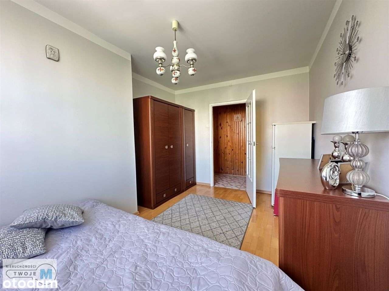 Przytulne mieszkanie 3 pokojowe, bez piecyka-1