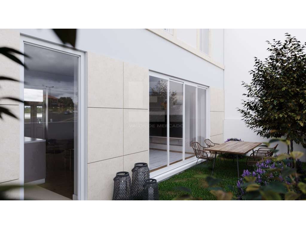 Prédio para construção em Campolide-5