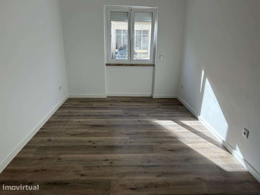 Apartamento T2 a 3 minutos do Metro de Odivelas - Grande imagem: 5/9