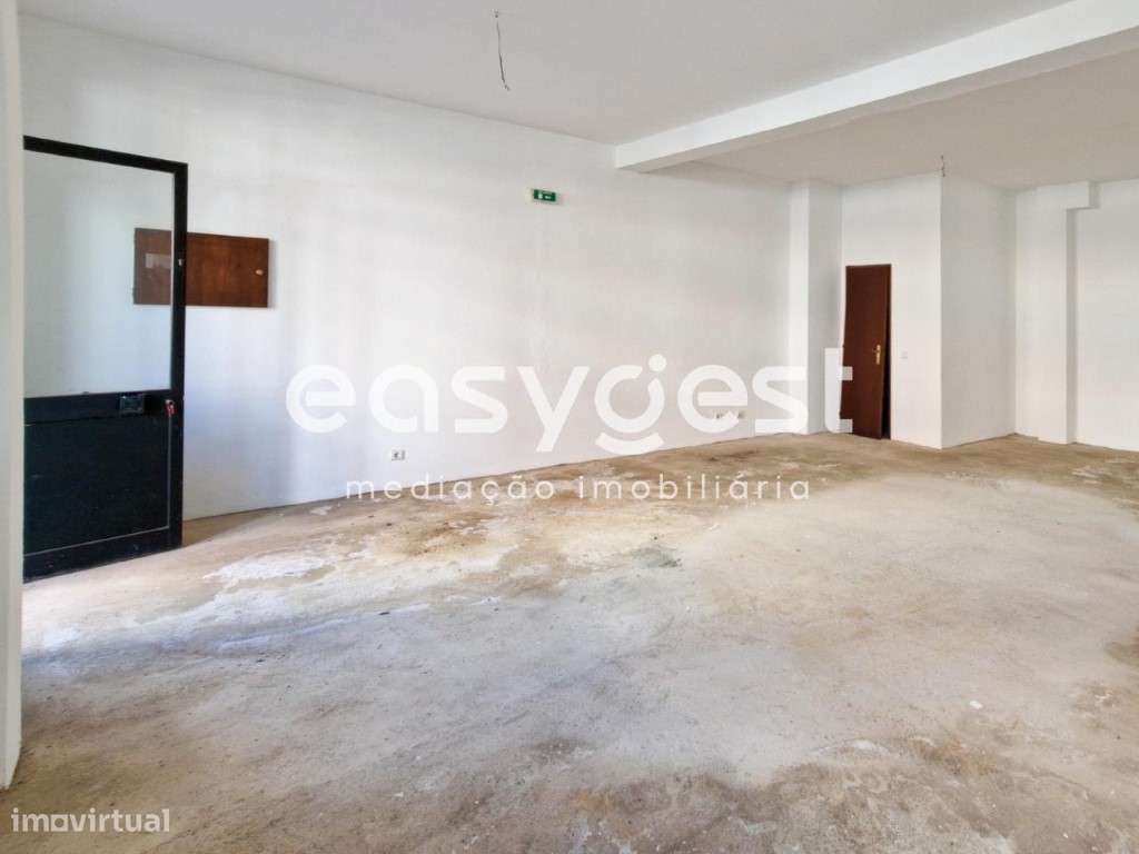 Loja com 60m2 em Olhão - Grande imagem: 5/9