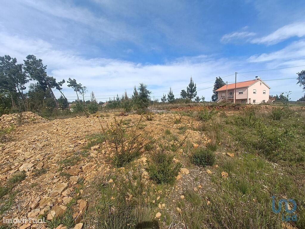 Terreno para construção em Leiria de 2097,00 m2