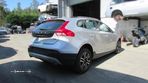 Volvo V40 2.0 D2 (120cv) de 2019 - Peças Usadas (7092) - 3