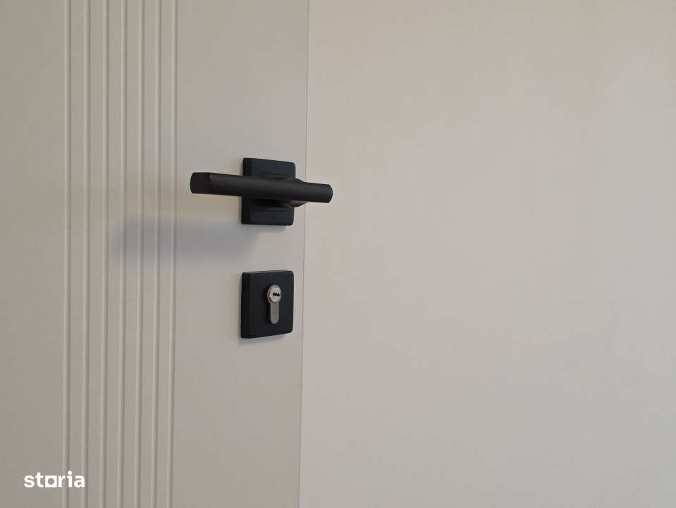 Apartament cu doua camere 60mp, terasa 25mp, Tractorul-3