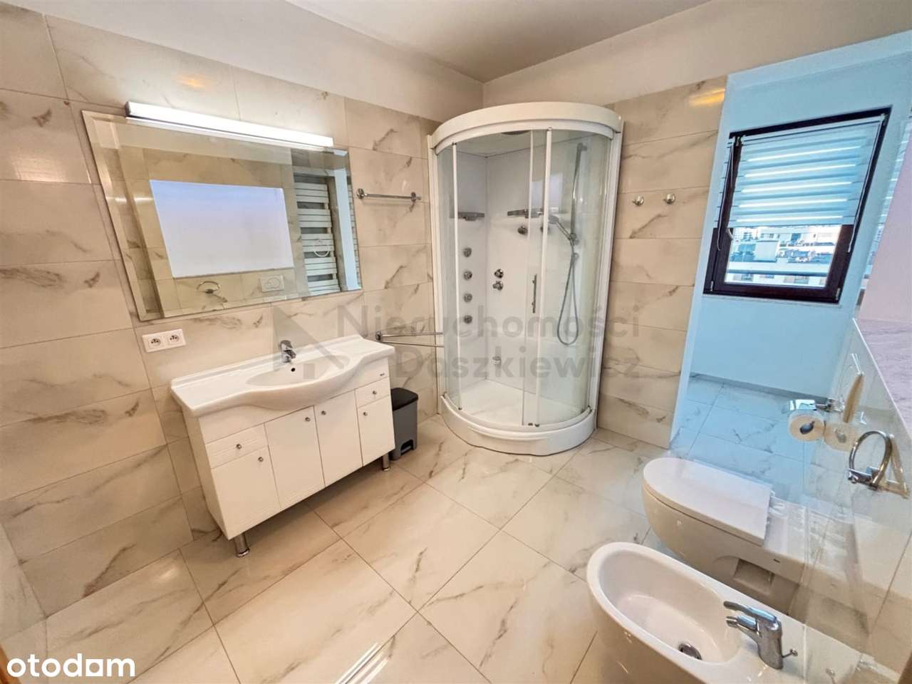 3 pok. NATOLIN | 2013r. | GARAŻ + PIWNICA| 11/13p. | WYSOKI STANDARD-7