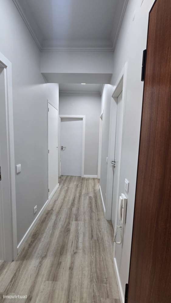 T2 Remodelado no Coração de Setúbal – Onde a Vida Tem Mais Cor-9