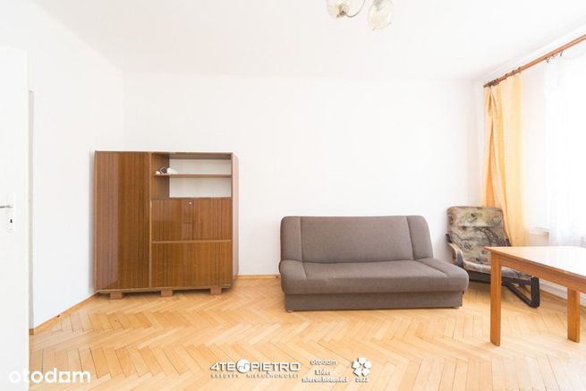 Kawalerka w centrum z miejscem postojowym-2