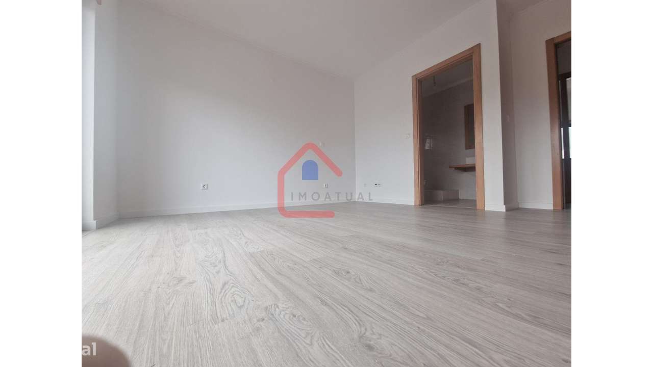 Moradia Isolada em Almada-31