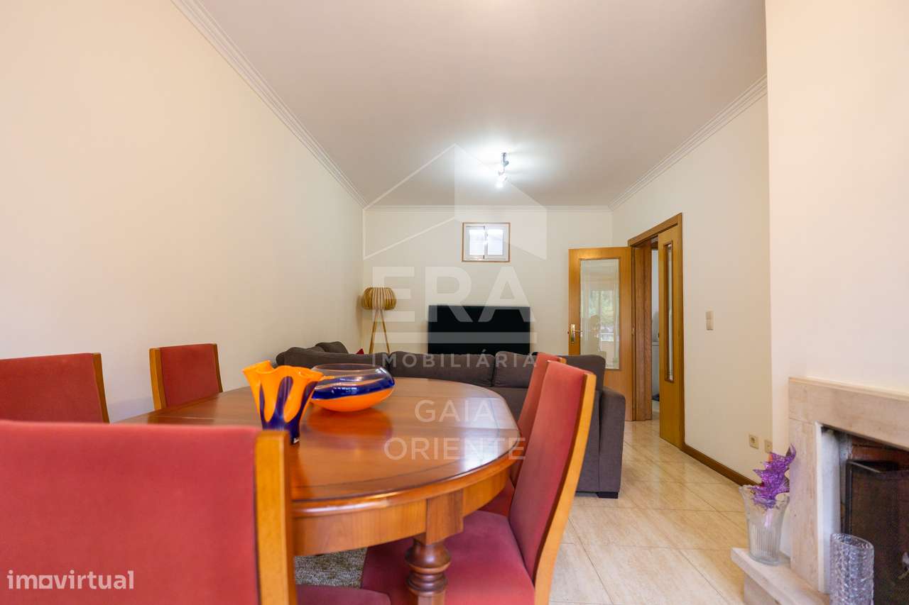 Apartamento T2+1 com Garagem em Grijó-16
