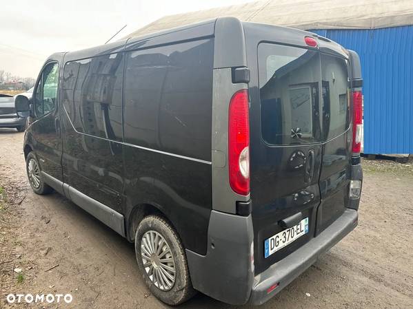 Renault Trafic 2.0 dCi 115 Combi L1H1 teilverglast - 4