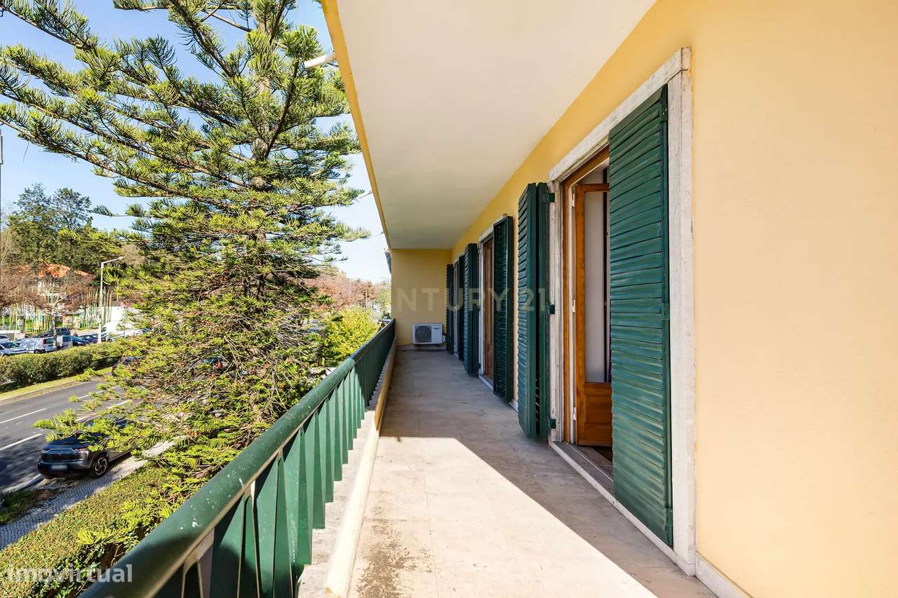 Charmosa Moradia em Alvalade para venda-4