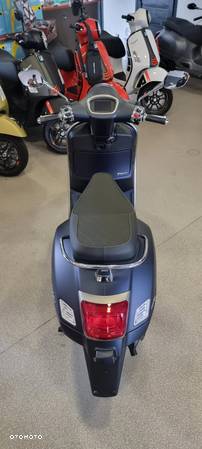 Vespa GTS - 7