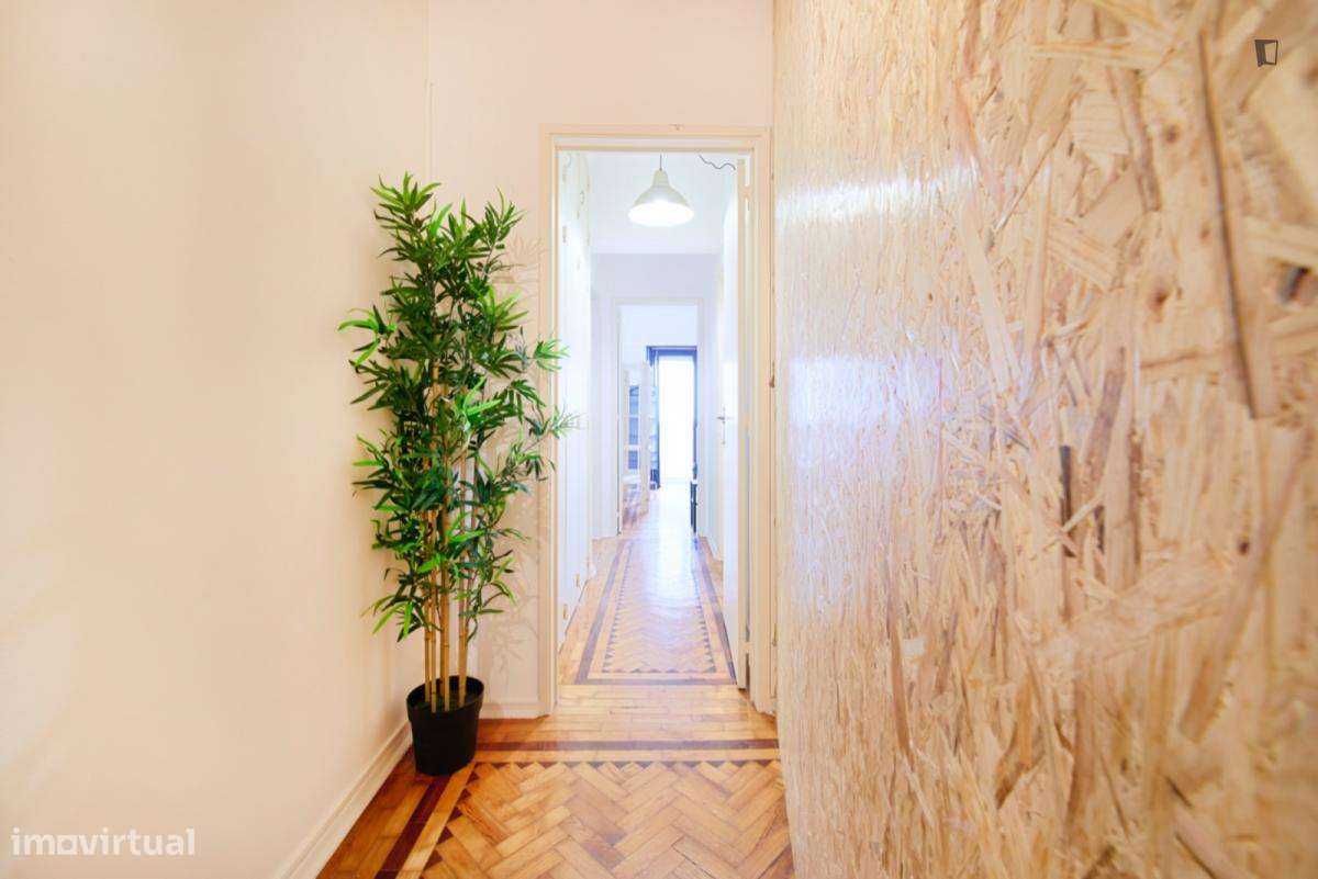 Quarto - localizado em Arroios Lisbon - Grande imagem: 2/7