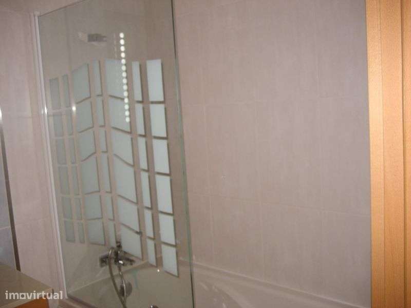 Apartamento t3 com parqueamento - Grande imagem: 5/12