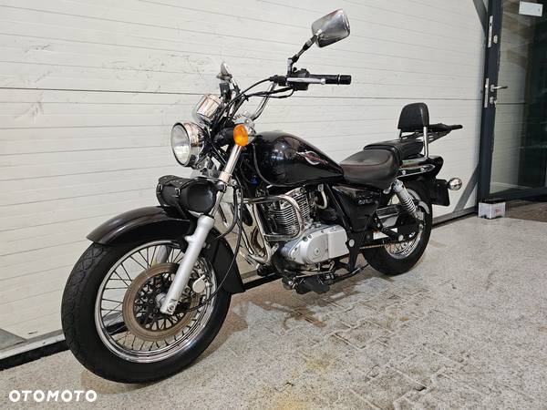 Suzuki Marauder - 2