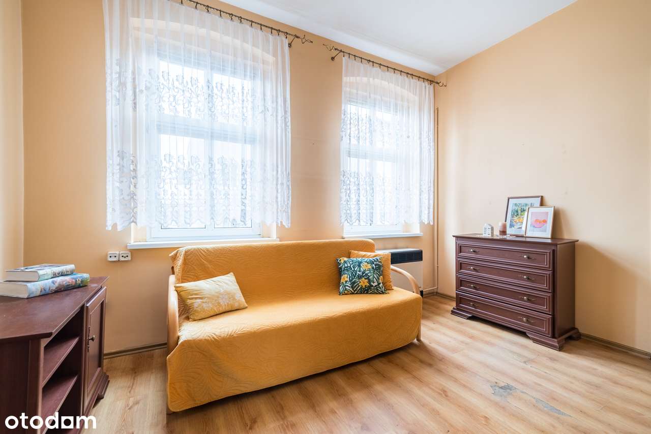 Dwustronne mieszkanie w kamienicy / 2 pokoje / 60 mkw / piwnica-5