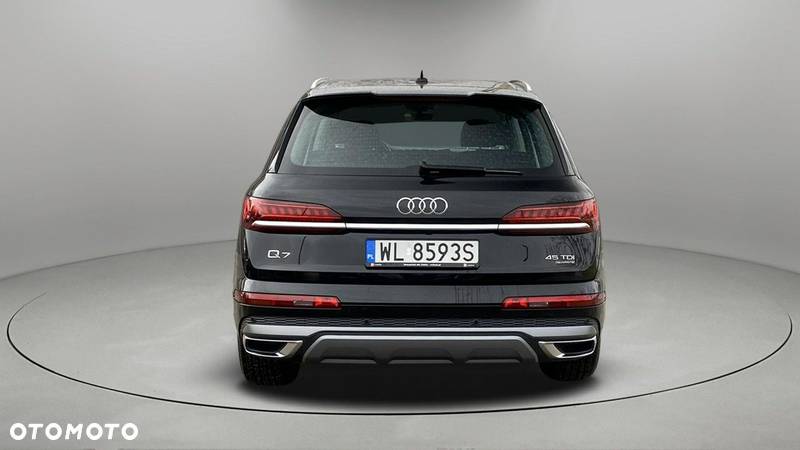 Audi Q7 - 6