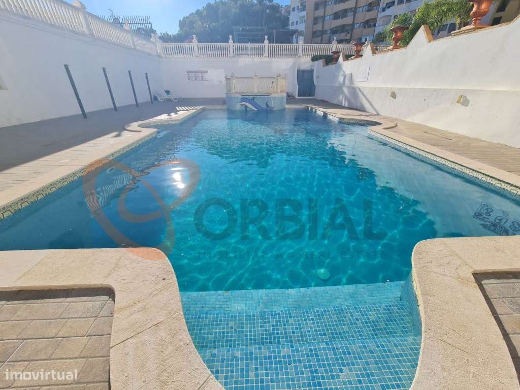 Espaçoso apartamento T1 para venda em Albufeira com piscina-4