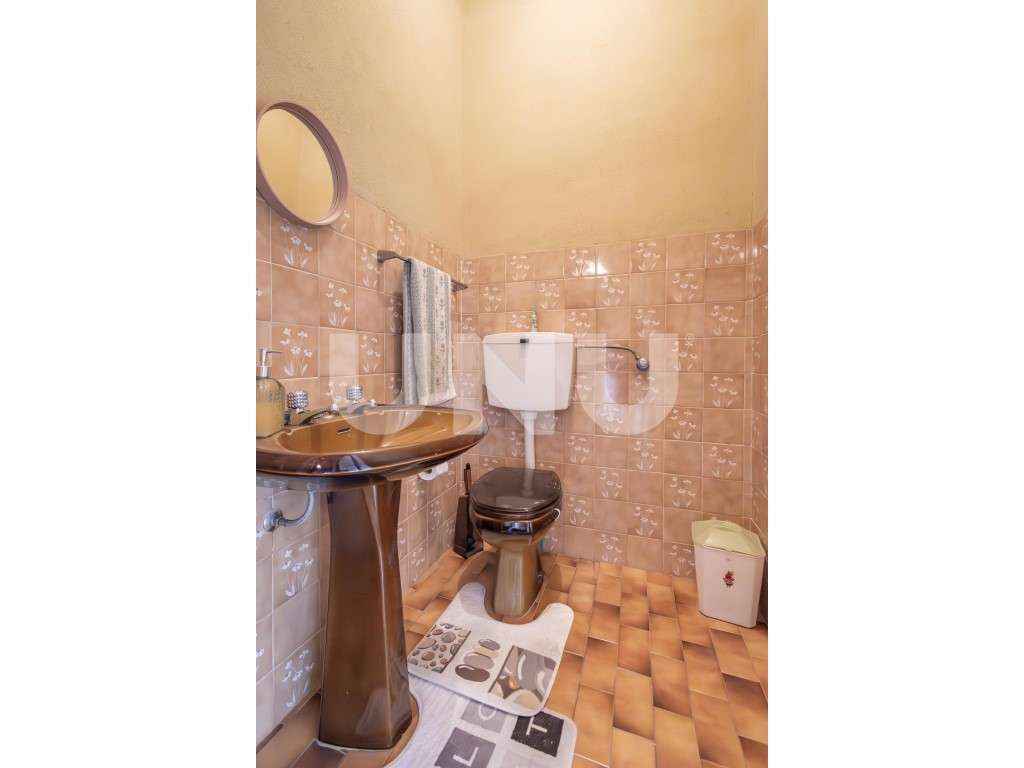 Prédio com Dois Edifícios Independentes no Tortosendo - Elevado Pot...-19