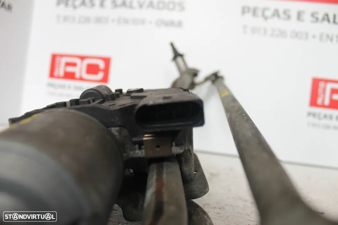 MOTOR LIMPA-PARA BRISAS AUDI A4 - 3