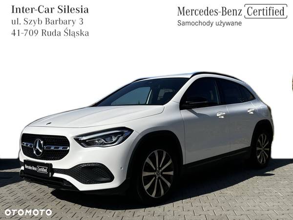 Mercedes-Benz GLA 200 Business Edition - 1